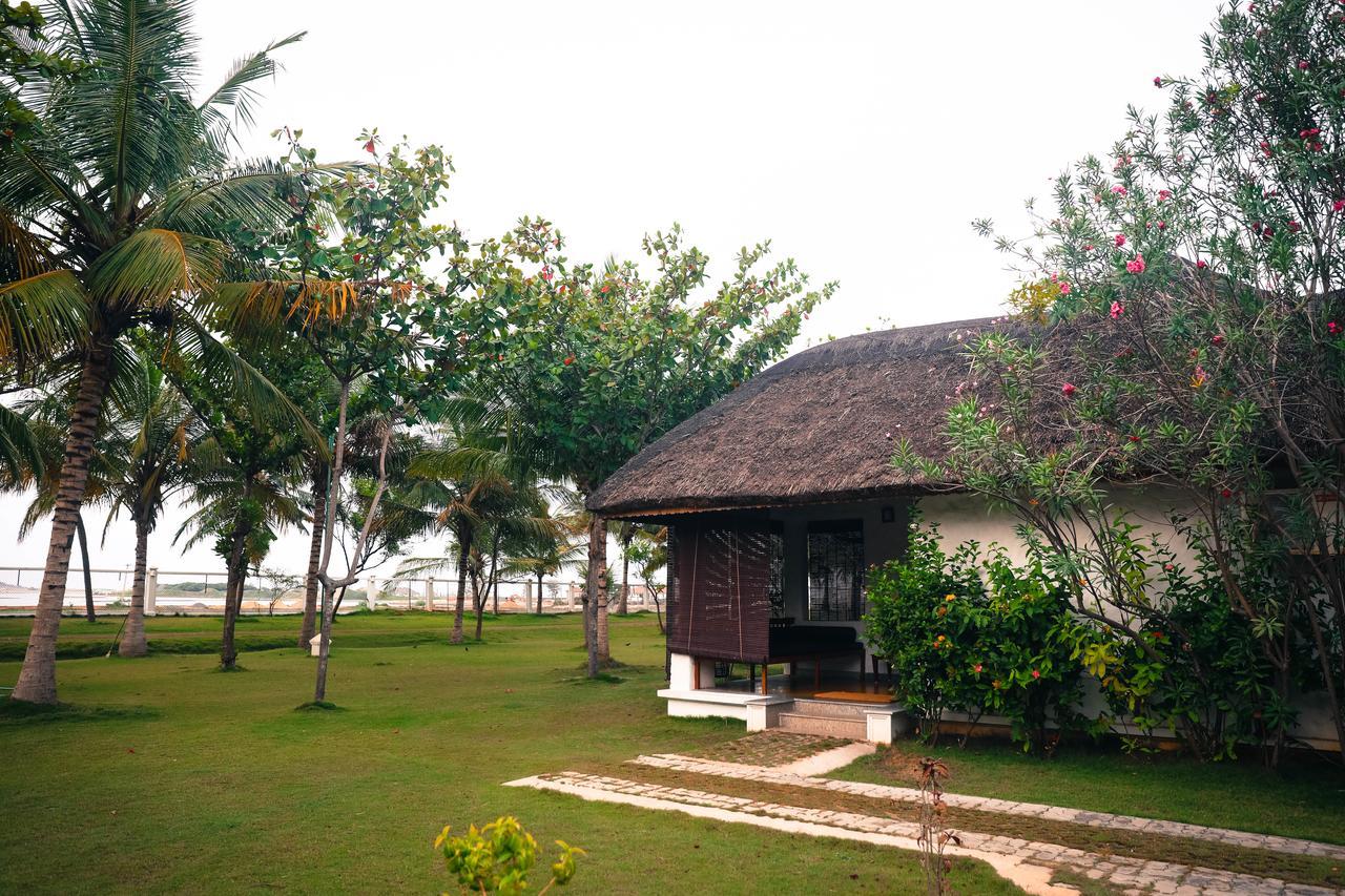 Le Pondy Hotell Pondicherry Exteriör bild