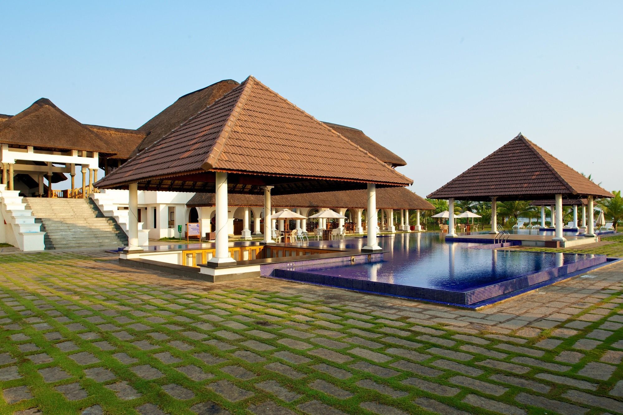 Le Pondy Hotell Pondicherry Exteriör bild
